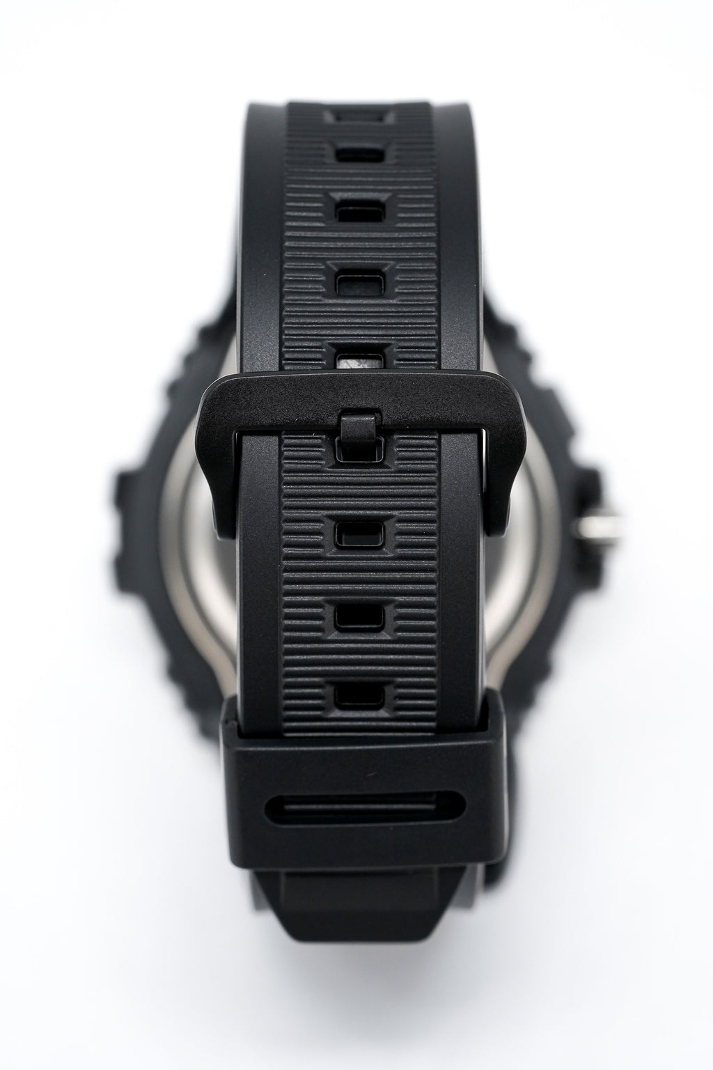 Casio Men's Watch Illuminator WR100M Gold