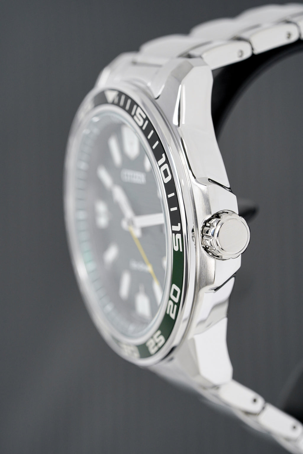Citizen Men's Watch Eco-Drive Marine Green