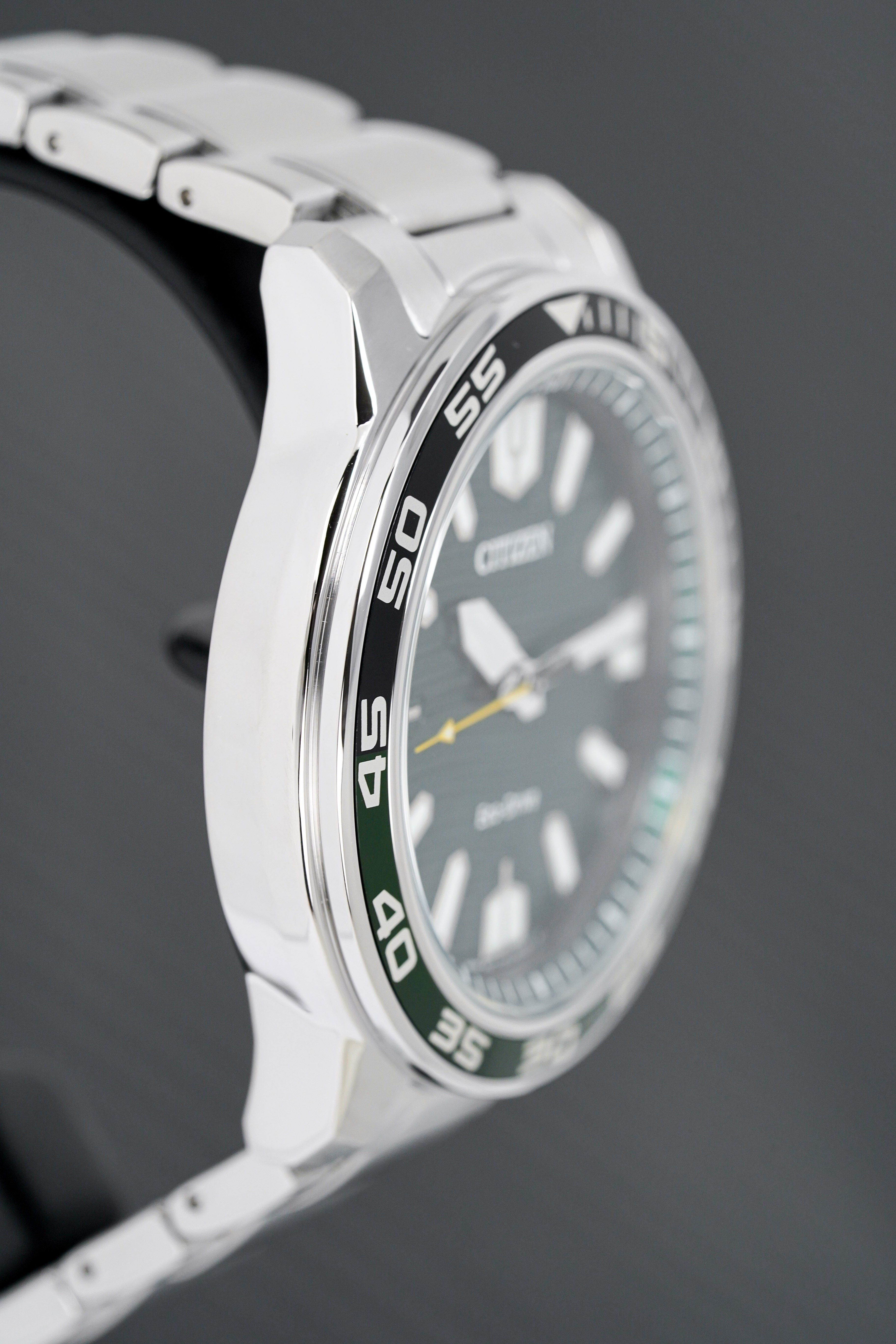 Citizen Men's Watch Eco-Drive Marine Green