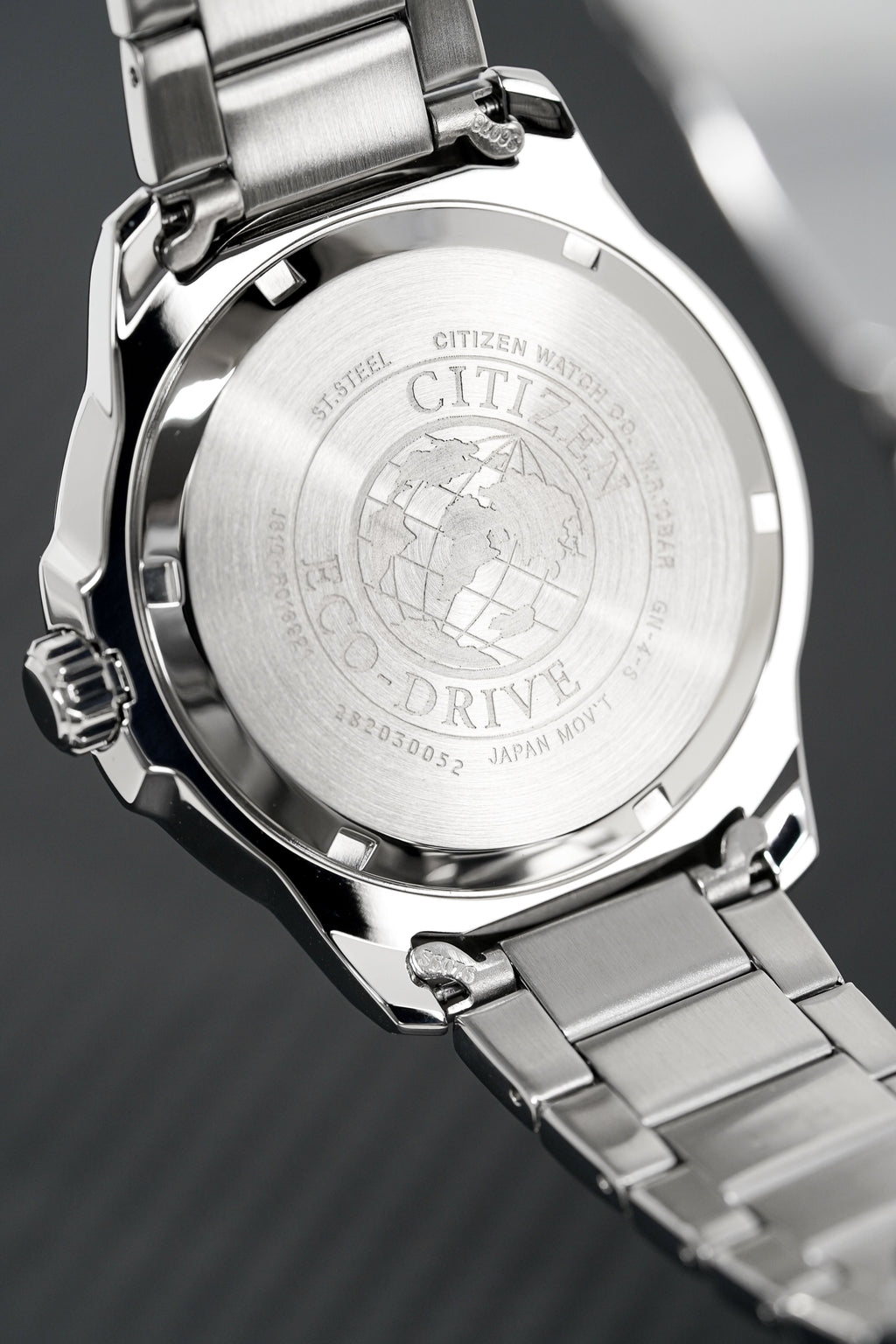 Citizen Men's Watch Eco-Drive Marine Red