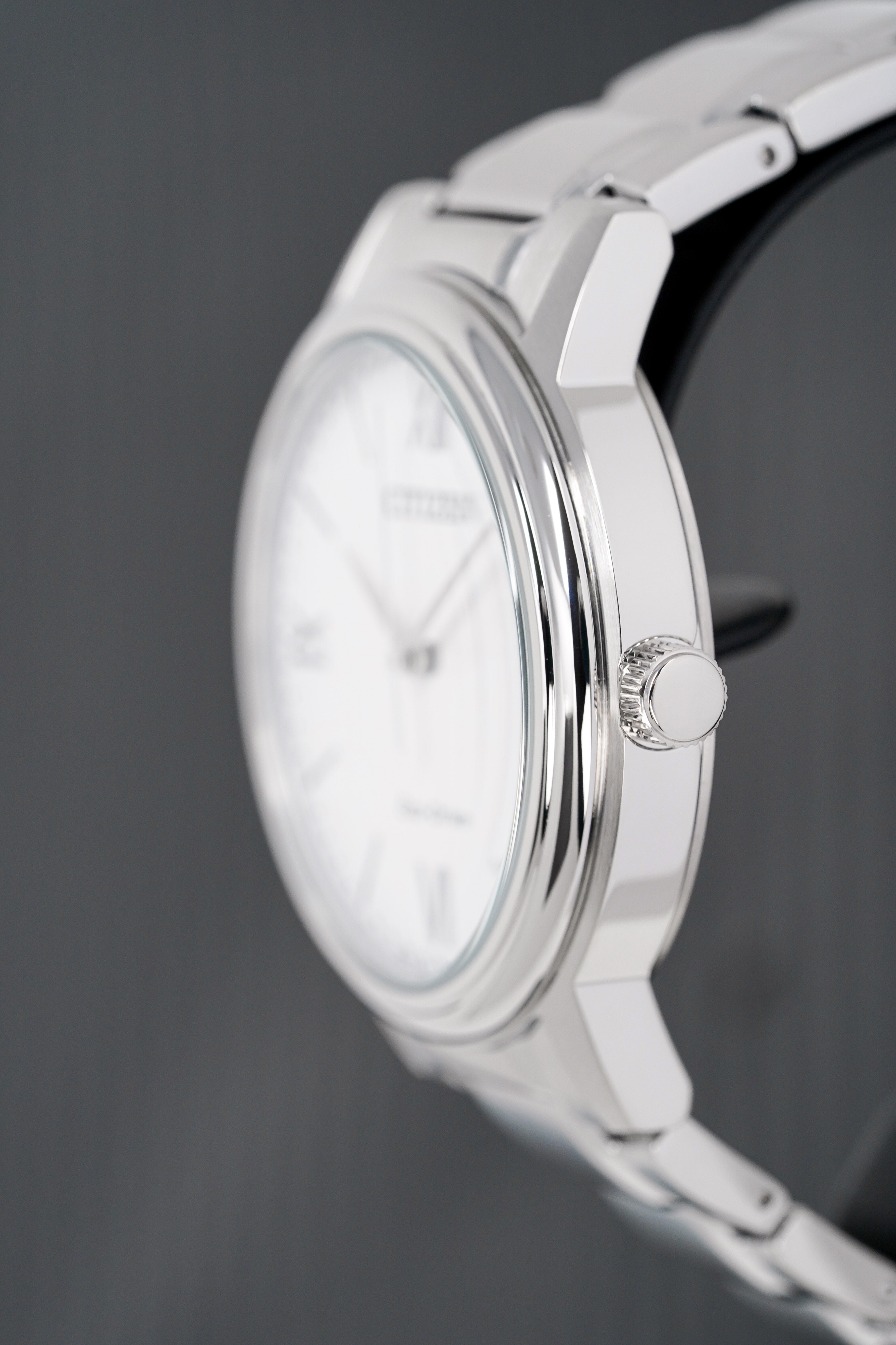 Citizen Men's Watch Eco-Drive White