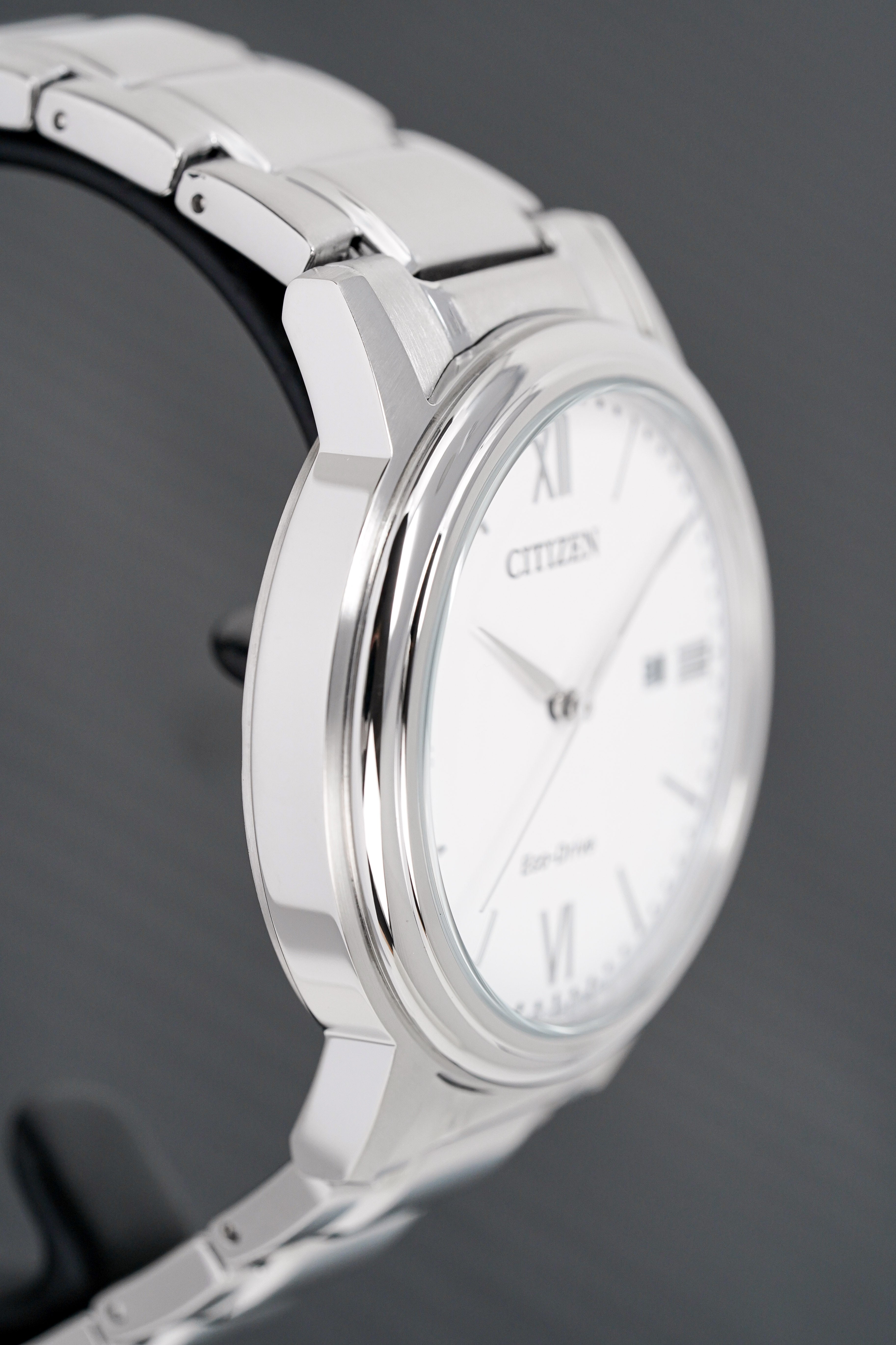 Citizen Men's Watch Eco-Drive White