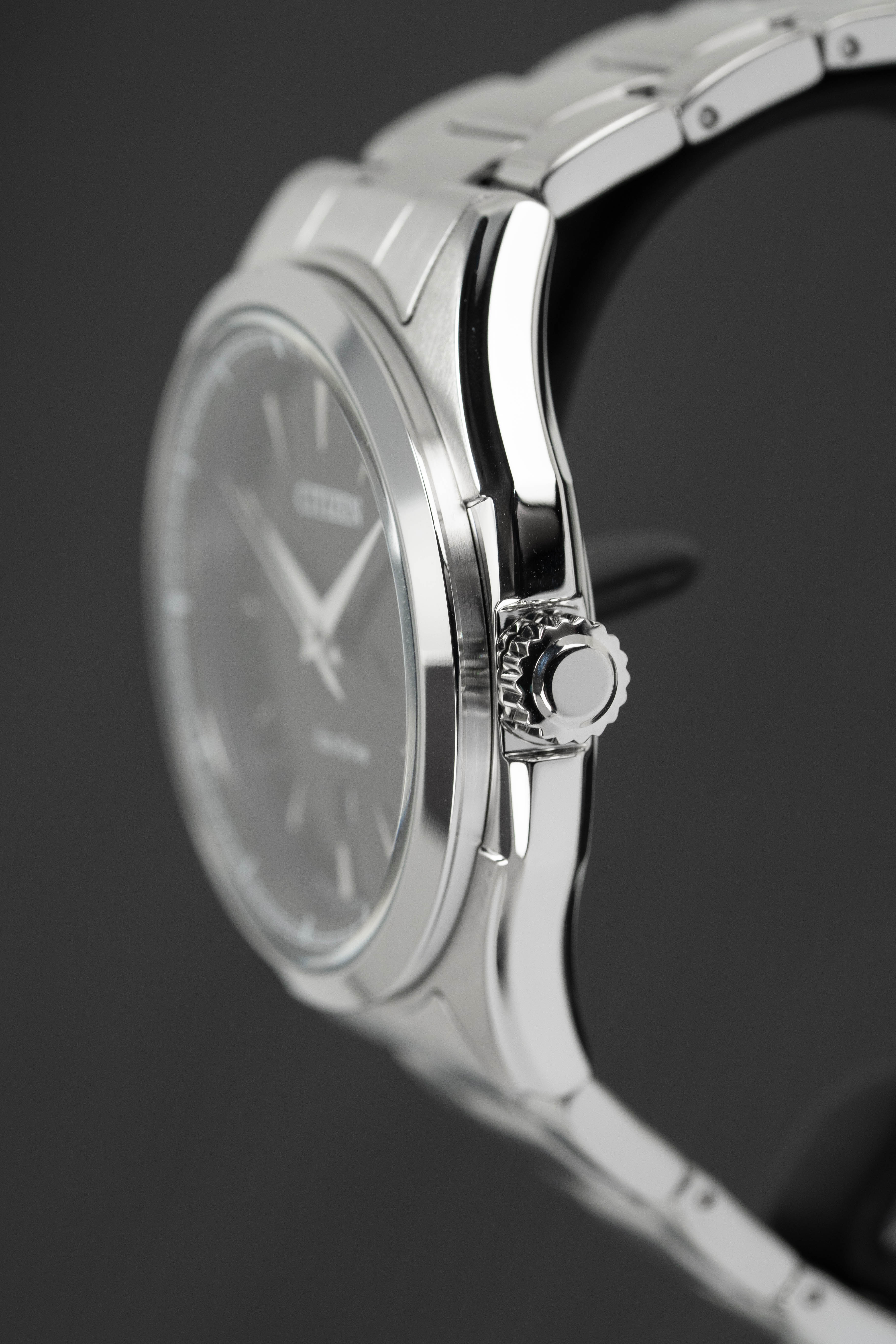Citizen Eco-Drive Men's Watch Black
