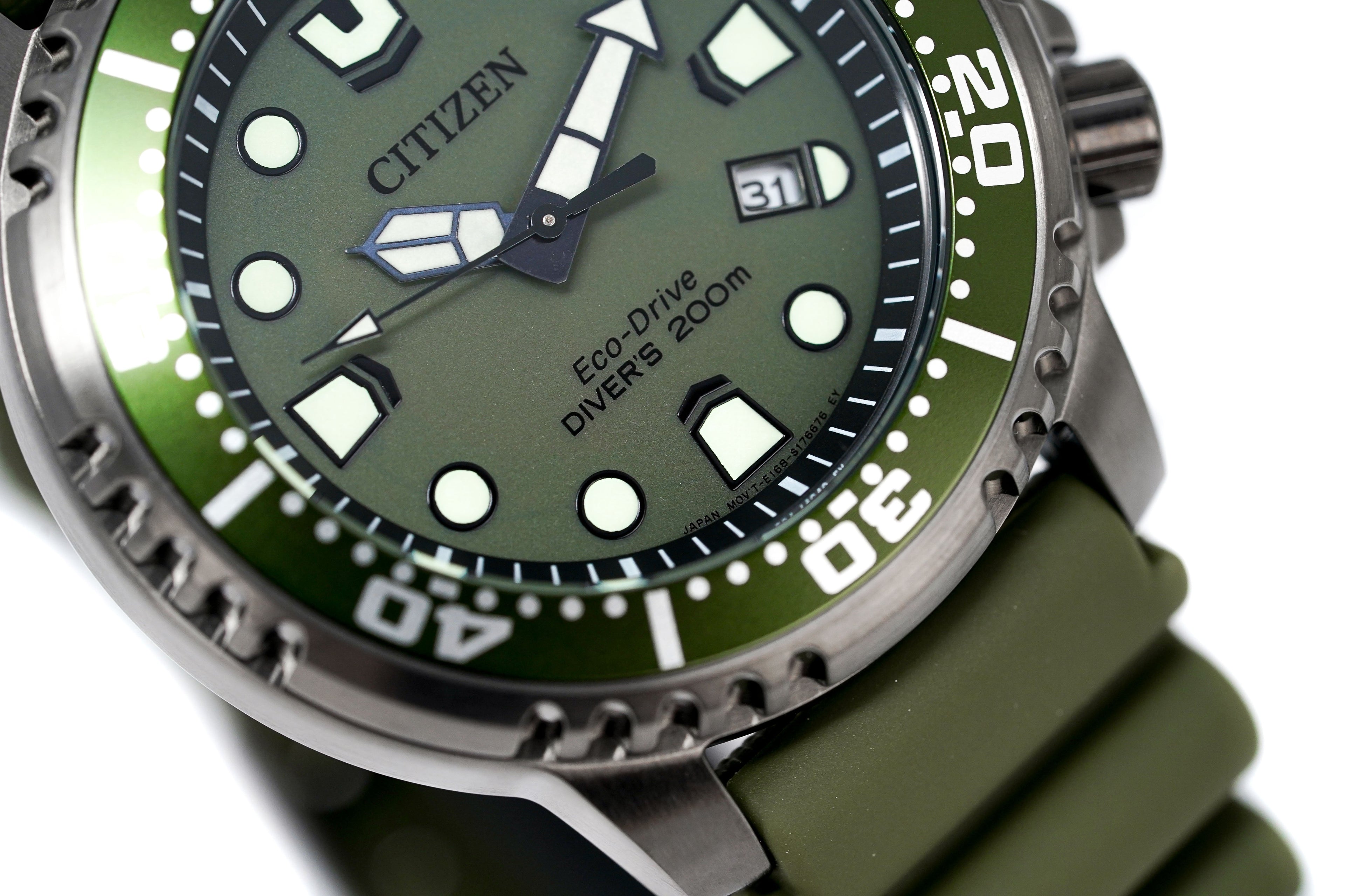 Citizen Men's Watch Eco-Drive Dive Olive Silicone Strap