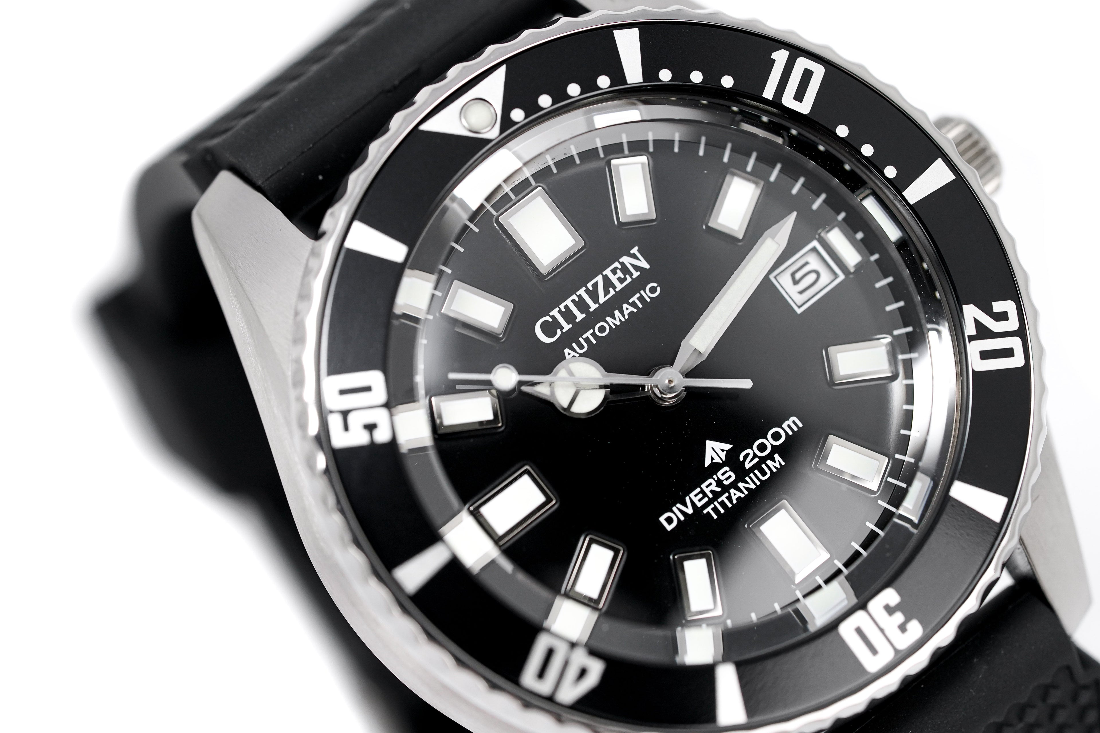 Citizen Promaster Diver Automatic Super Titanium