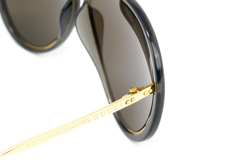 Gucci Unisex Sunglasses Oversized Pilot Black Gold