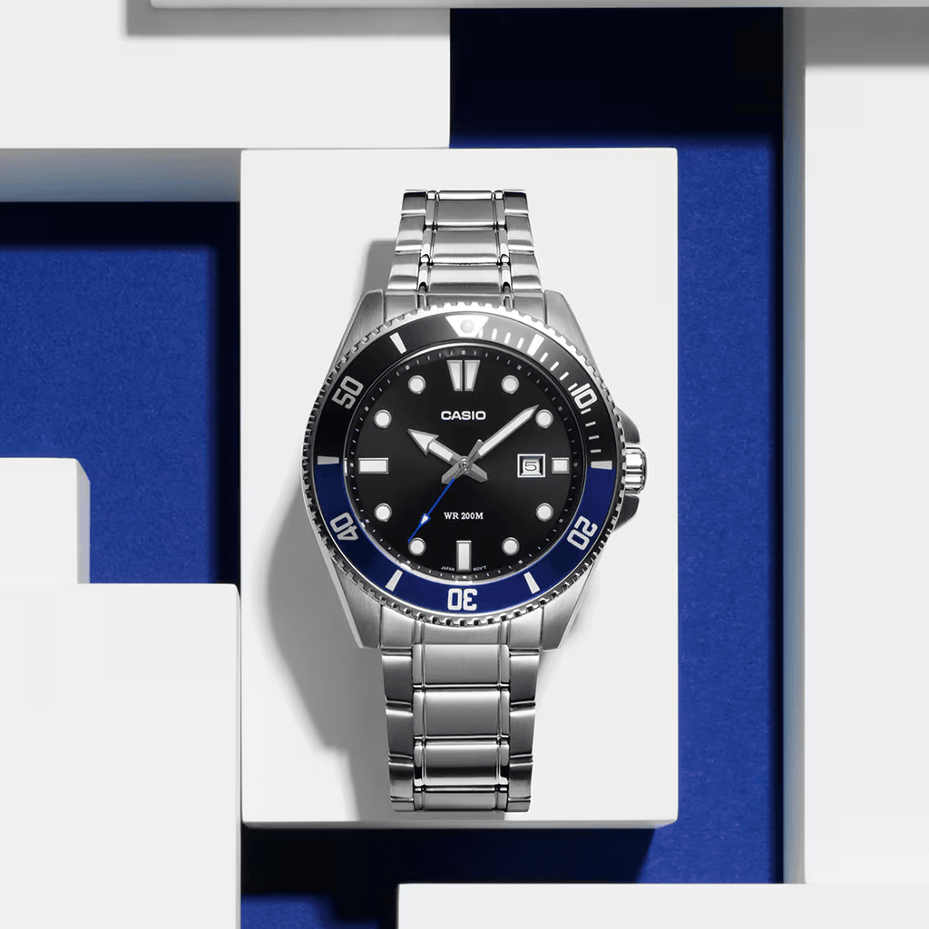Casio Men's Standard Blue Black Diver Watch