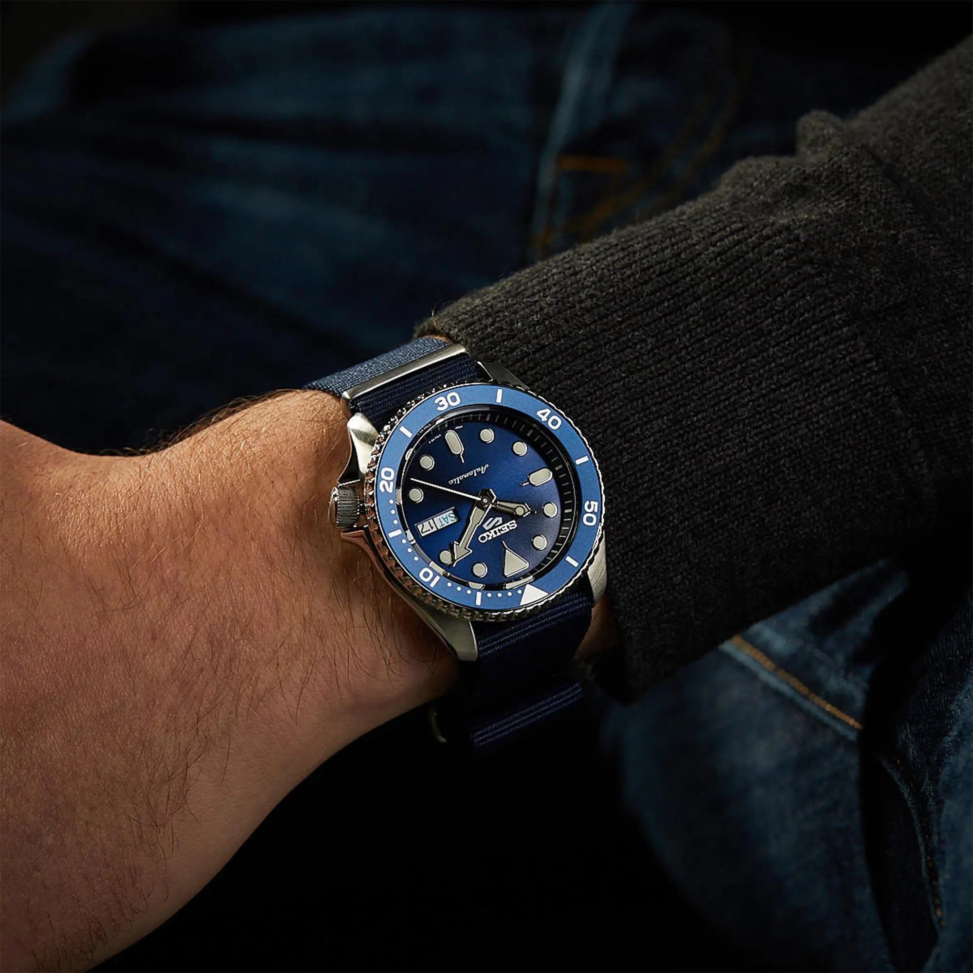 Seiko Men's Navy Blue 5 Sports Watch