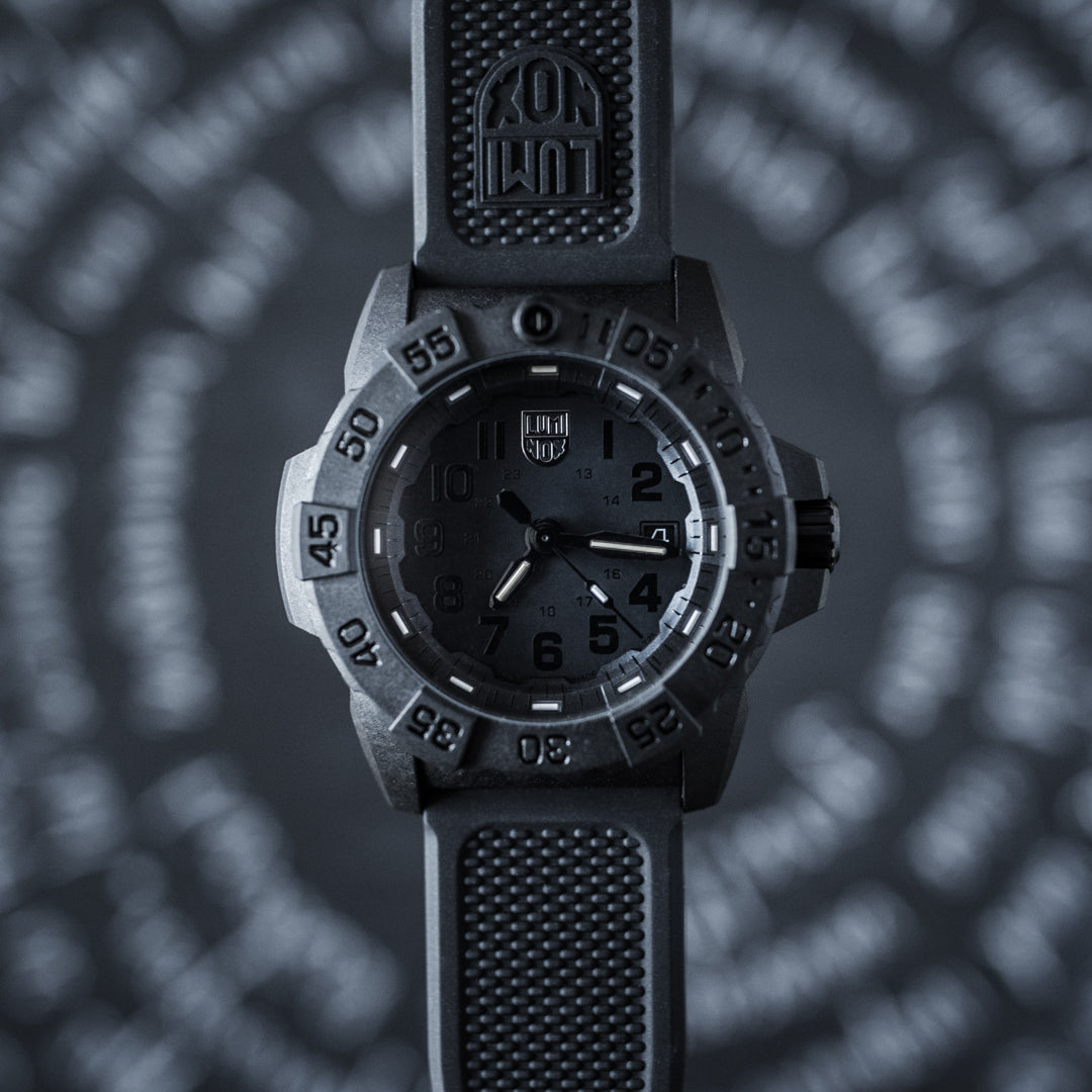 Analogue Watch - Luminox Navy Seal Men's Black Watch XS.3501.BO.F