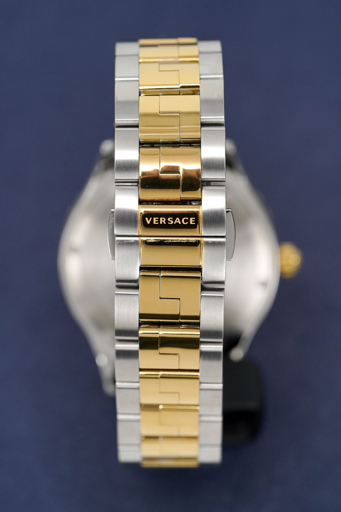 Versace Men's Watch Hellenyium GMT Two-Tone Silver V11030015 - WatchPilot