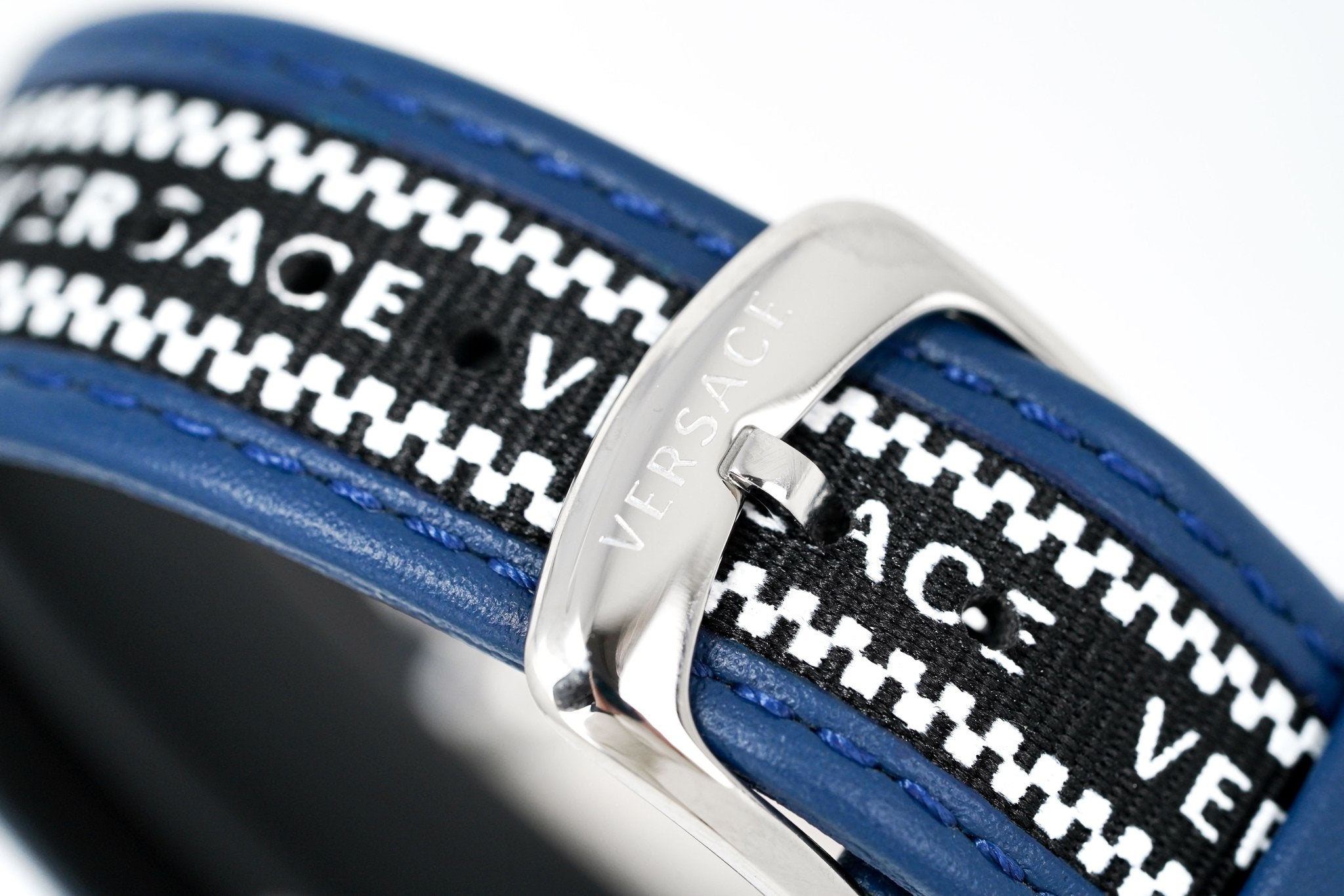 Versace V-Circle 42mm Blue Silver VE5A01121 - WatchPilot